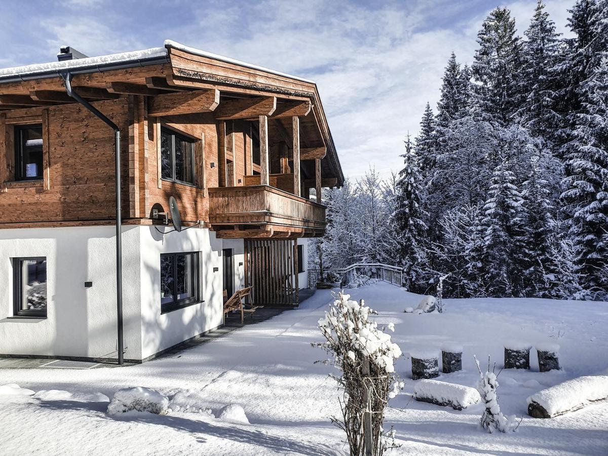 Zeitfrei Chalet Apartments Fieberbrunn Bagian luar foto