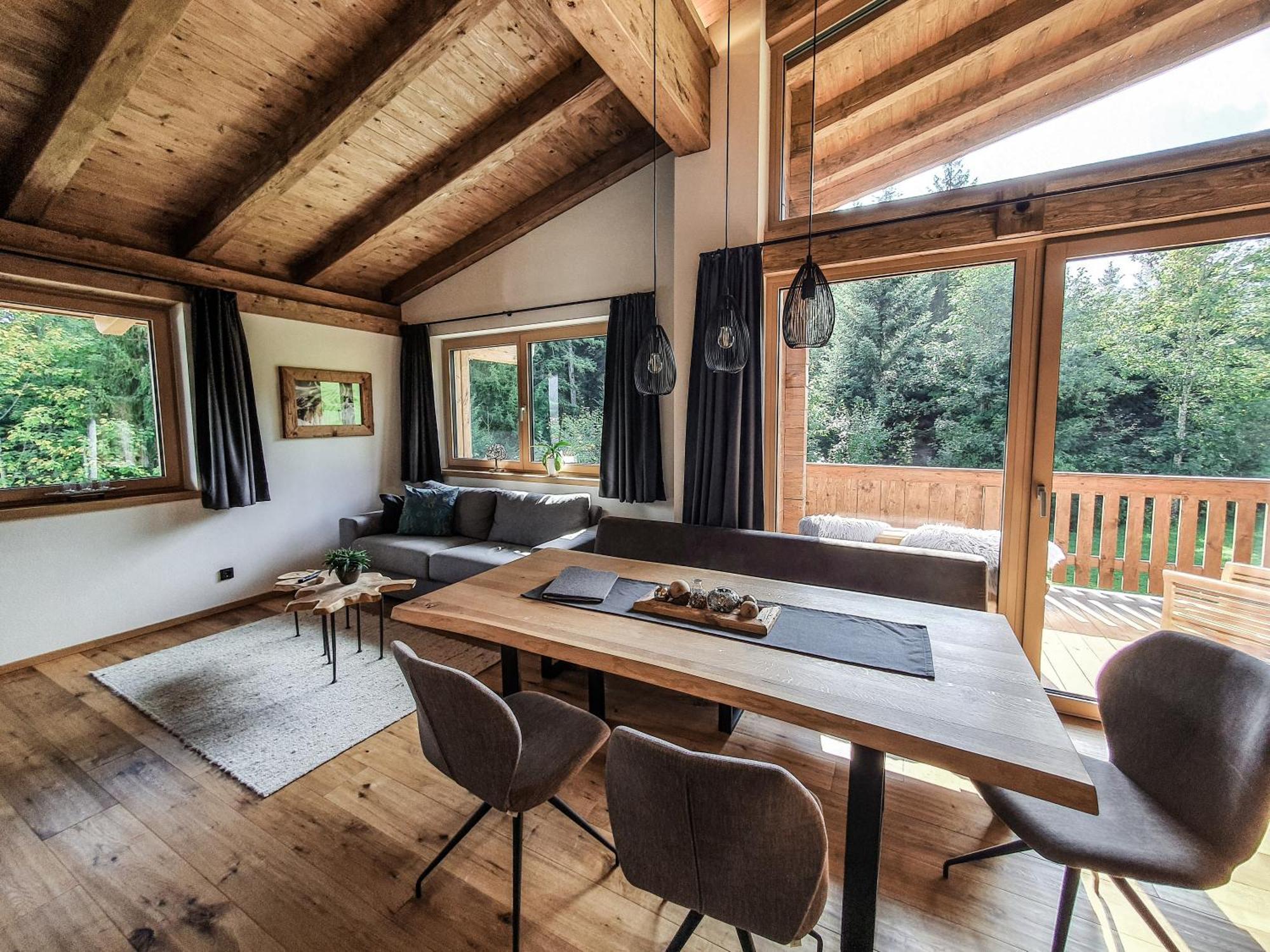 Zeitfrei Chalet Apartments Fieberbrunn Ruang foto