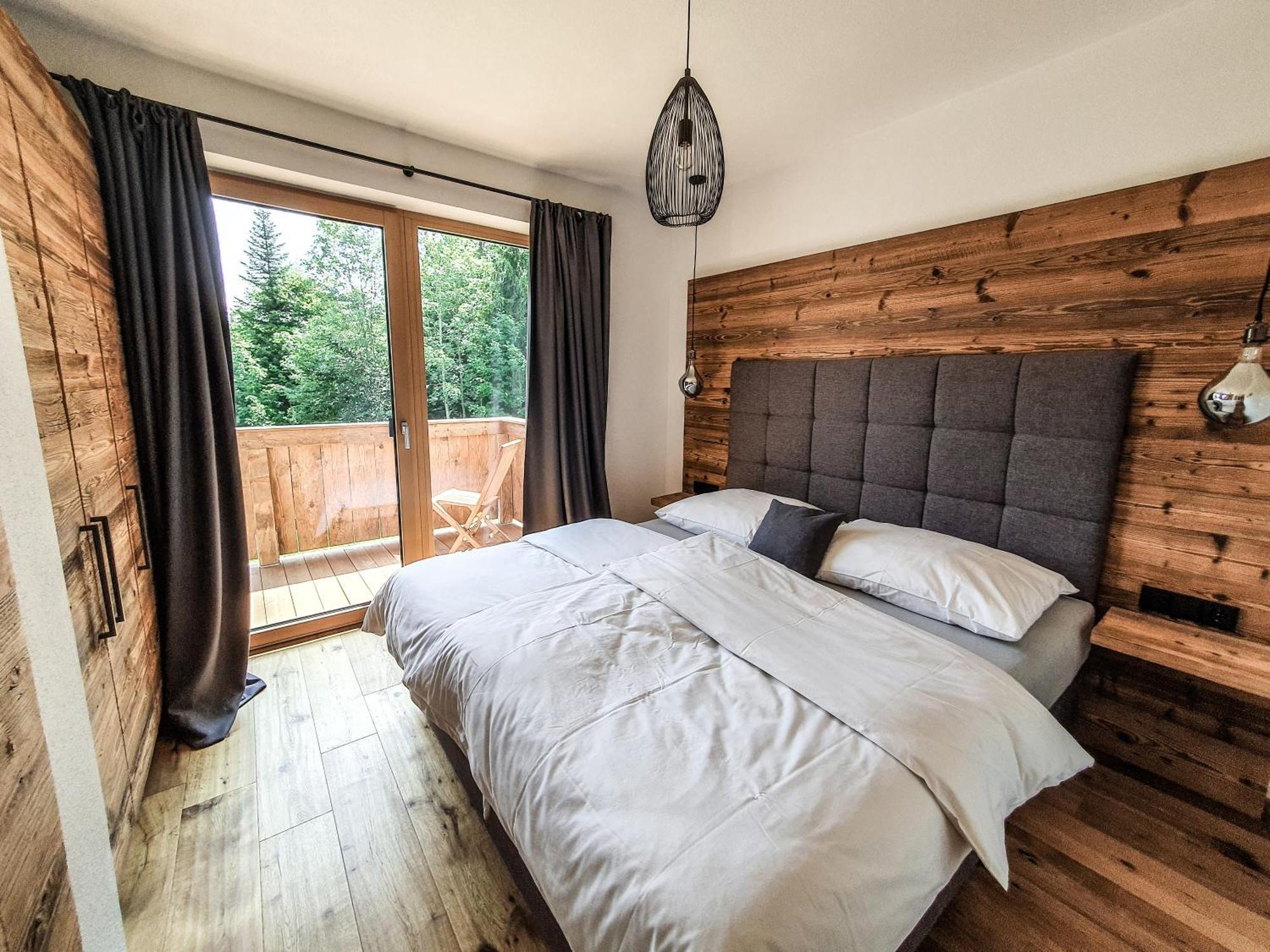Zeitfrei Chalet Apartments Fieberbrunn Ruang foto