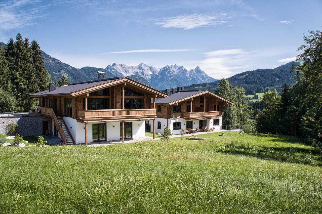 Zeitfrei Chalet Apartments Fieberbrunn Bagian luar foto